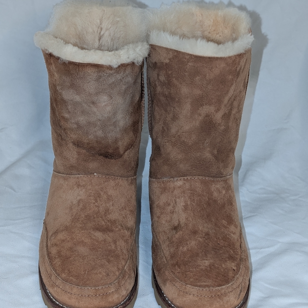 UGG Brown Sheepskin Boots with Embroidered Detail - Picture 4 of 14